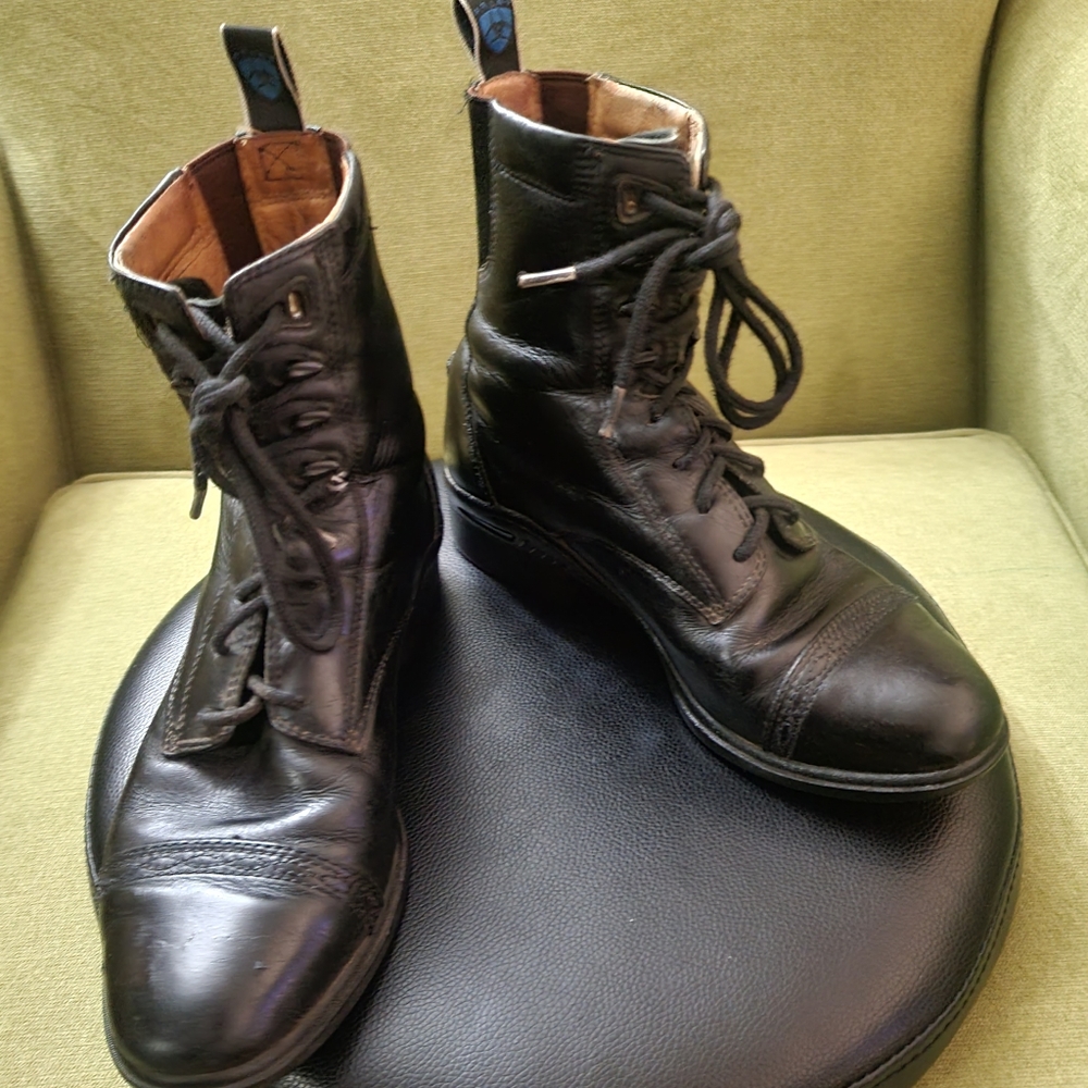 Women's Vintage Ariat Performers Western Boots  8.5